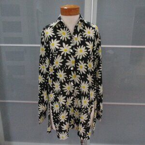 Solid & Striped Vintage Inspired Daisy Print After Pool / Beach Tunic